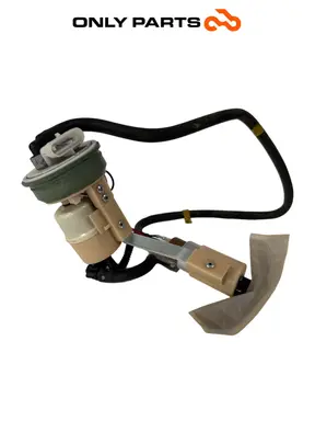 Gruppo pompa benzina  carburante completo Piaggio Vespa Lx 150cc usato — foto reale 1