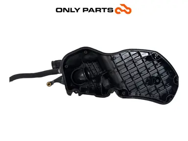 Guscio / coperchio airbox + manicotto Piaggio Beverly Police 300cc 2018 Nero usato — foto reale 2