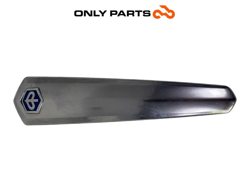 Mascherina / Cover Scudo Anteriore Piaggio Mp3 Yourban 300cc 2013 oem 657363 — 2