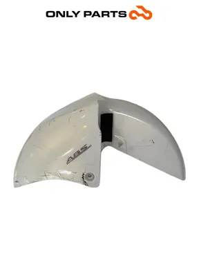 Parafango anteriore Suzuki Burgman 650cc 2010 Bianco usato — foto reale 1