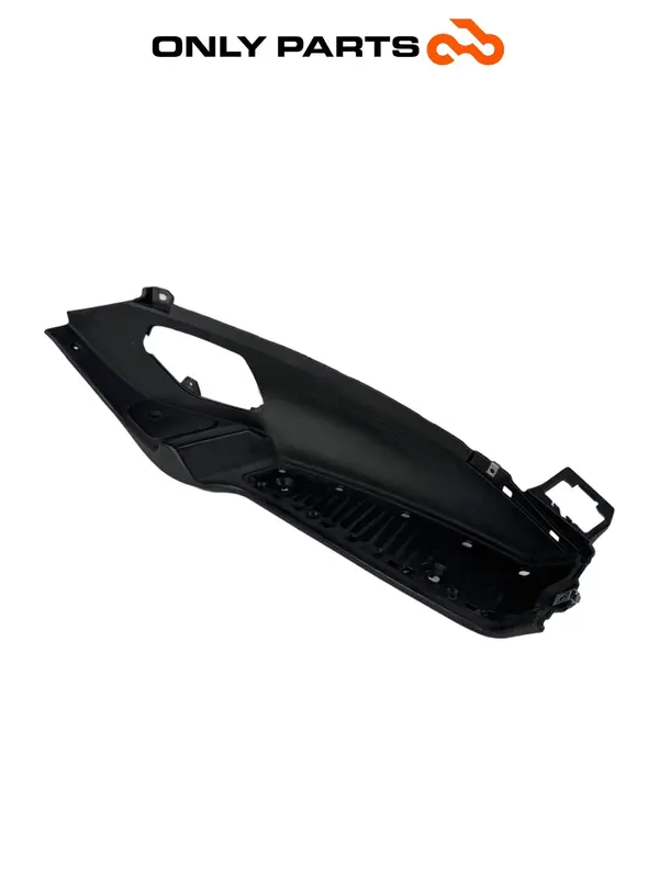 PEDANA POGGIAPIEDI DESTRA DX PLASTICA NERA PIAGGIO MP3 250 2009 / FOOTBOARD OEM — 3