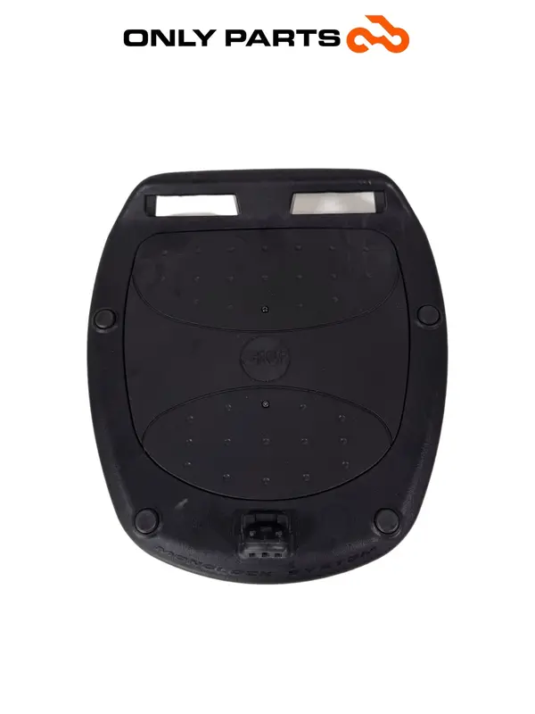 Piastra Bauletto AFTERMARKET / MARCA GIVI ADATTA PER Quadro 350 S ANNO 2013