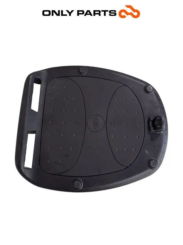 Piastra Bauletto AFTERMARKET / MARCA GIVI ADATTA PER Quadro 350 S ANNO 2013 — 5