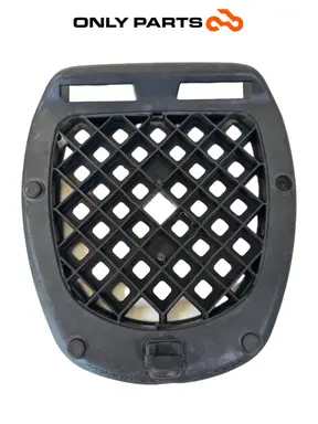 Piastra attacco bauletto portapacchi a nido d'ape Kymco People GTi 300 2014 (top case plate) Kymco People GTi 300cc 2014 Bianco usato — foto reale 10