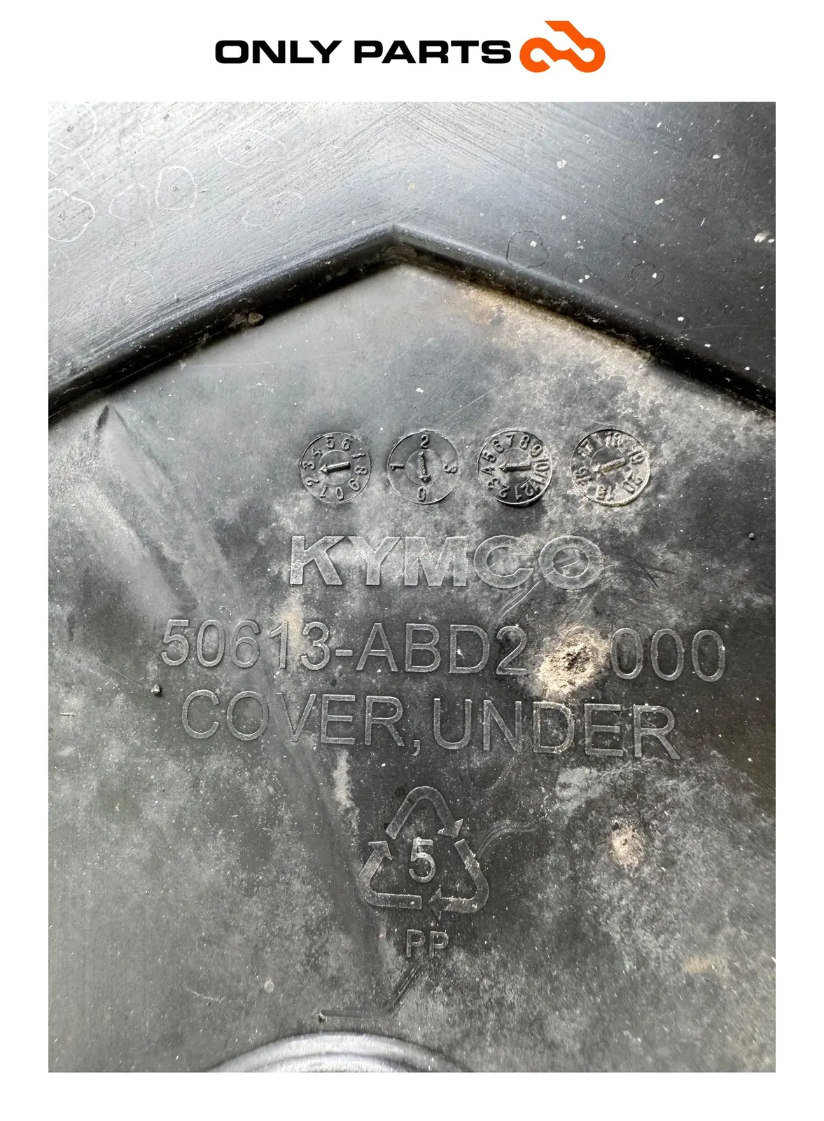 Plastica sotto pedana / cover inferiore scocca Kymco X-Town 300cc 2016 Nero usato — foto reale 10
