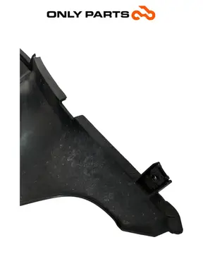 Plastica sotto pedana / cover inferiore scocca Kymco X-Town 300cc 2016 Nero usato — foto reale 9