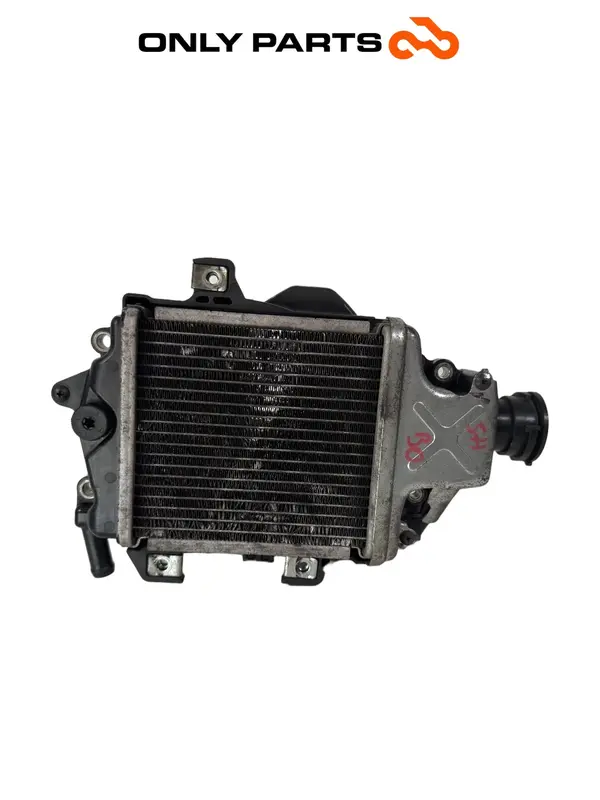 RADIATORE RAFFREDDAMENTO ACQUA HONDA SH 150cc 2017 ENGINE WATER RADIATOR COOLER — 3