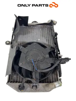 Radiatore acqua Suzuki Burgman 650cc 2010 Bianco usato — foto reale 12