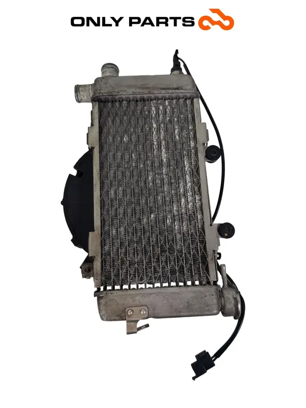 RADIATORE ACQUA LATERALE CON ELETTROVENTOLA HONDA VTR 1000 F 1999 / RADIATOR FAN — 4