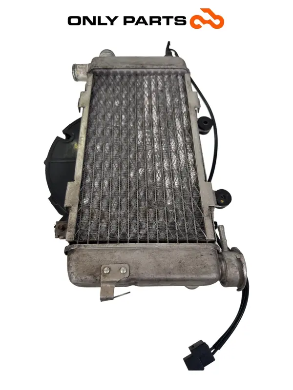 RADIATORE ACQUA LATERALE CON ELETTROVENTOLA HONDA VTR 1000 F 1999 / RADIATOR FAN — 5