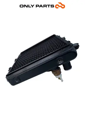 Radiatore acqua + ventola Kawasaki Er-5 500cc 2002 usato — foto reale 3