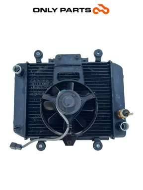 Radiatore acqua + ventola Kawasaki Er-5 500cc 2002 usato — foto reale 4