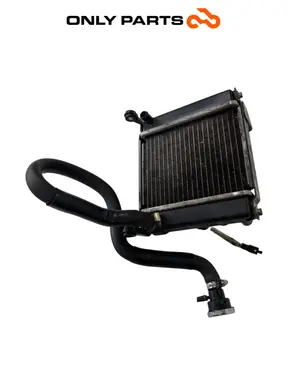 Radiatore acqua + ventola Kymco X-Town 300cc 2016 Nero usato — foto reale 3