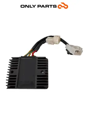 Regolatore di tensione Piaggio Mp3 Yourban 300cc 2013 Bianco usato — foto reale 2