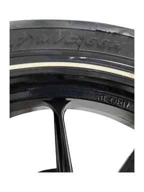 Ruota posteriore completa KTM Duke 200cc 2012 Arancione usato — foto reale 14