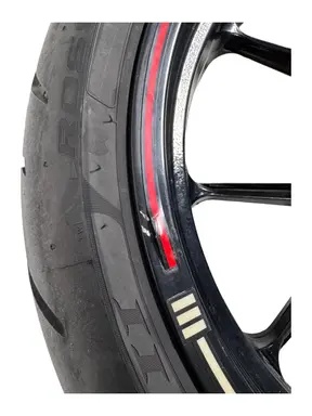 Ruota posteriore completa KTM Duke 200cc 2012 Arancione usato — foto reale 7