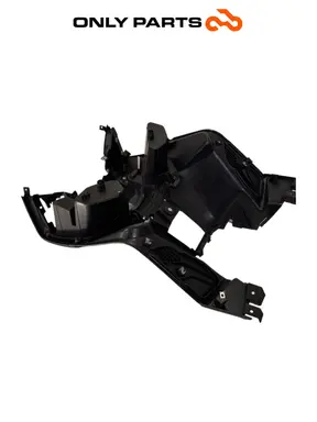 Scudo anteriore Yamaha X-max 125cc 2014 Grigio opaco usato — foto reale 9