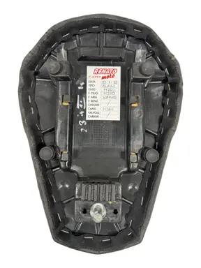 Sella passeggero KTM Duke 200cc 2012 Arancione usato — foto reale 4