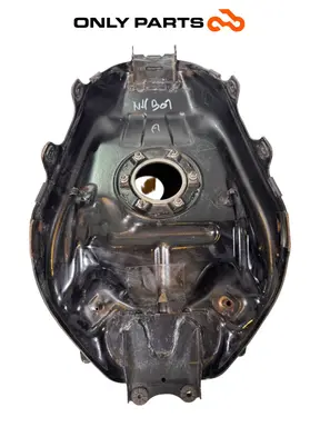 Serbatoio benzina Honda CB 500 F 500cc 2014 Nero usato — foto reale 5