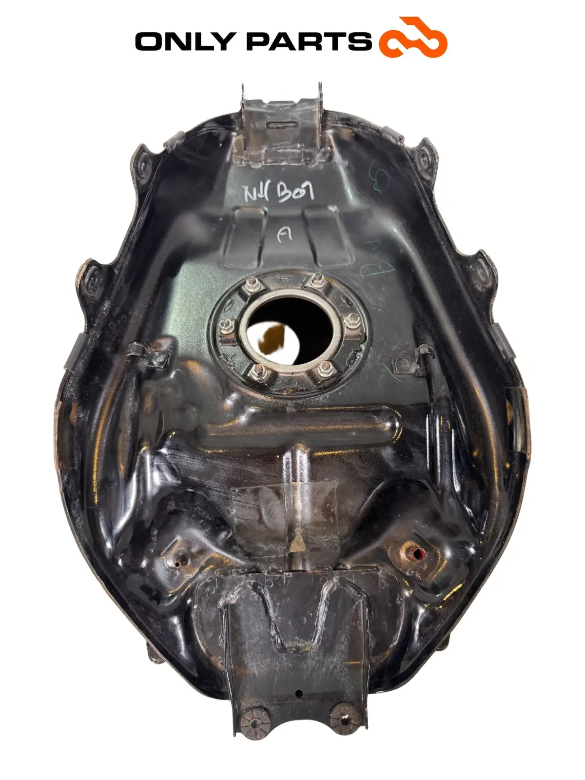 Serbatoio benzina Honda CB 500 F 500cc 2014 Nero usato — foto reale 5