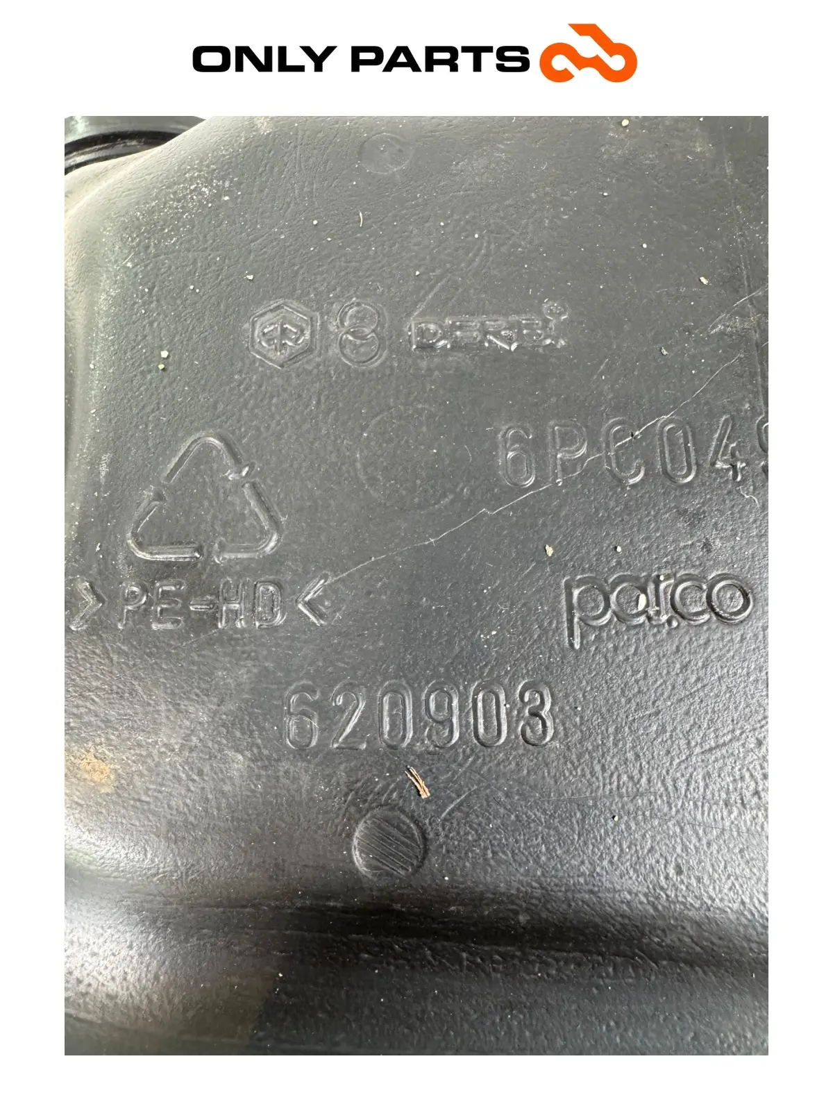 Serbatoio benzina Piaggio MP3 250cc 2009 Grigio usato — foto reale 11