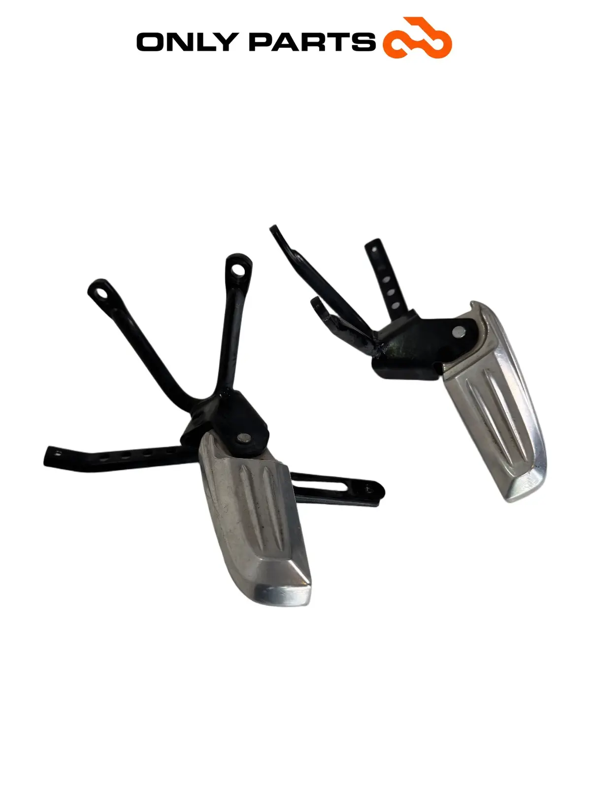 Set pedane posteriori Honda PCX 125cc 2011 Grigio usato — foto reale 6