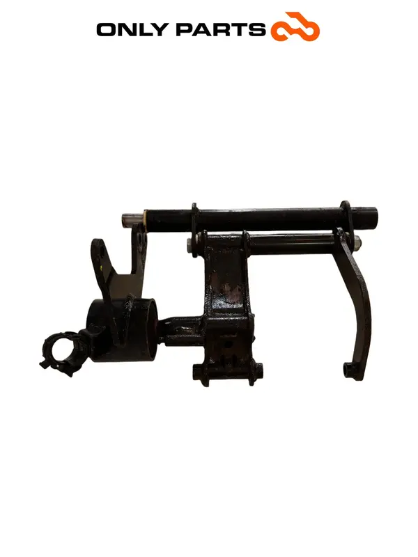 STAFFA SUPPORTO MOTORE / ATTACCO BRACCIO OSCILLANTE PIAGGIO VESPA GT 200 2003