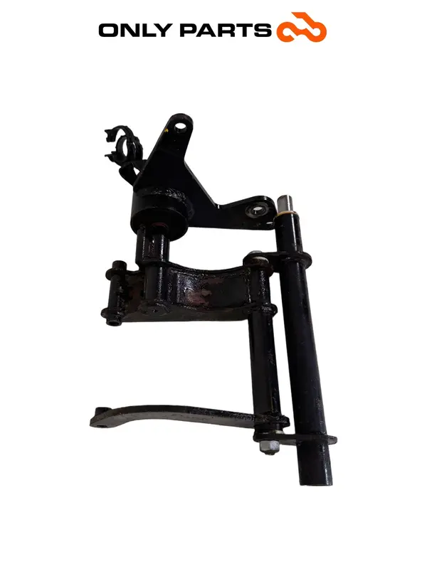 STAFFA SUPPORTO MOTORE / ATTACCO BRACCIO OSCILLANTE PIAGGIO VESPA GT 200 2003 — 2