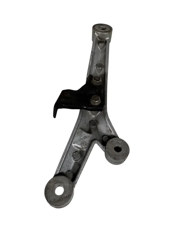 Staffa Supporto Motore SX KTM Duke 200cc Anno 2012 OEM 90103005000 — 5