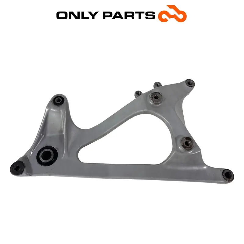 STAFFA BRACCIO SUPPORTO MARMITTA SCARICO HONDA SH 150 2002 / EXHAUST STAY OEM — 2