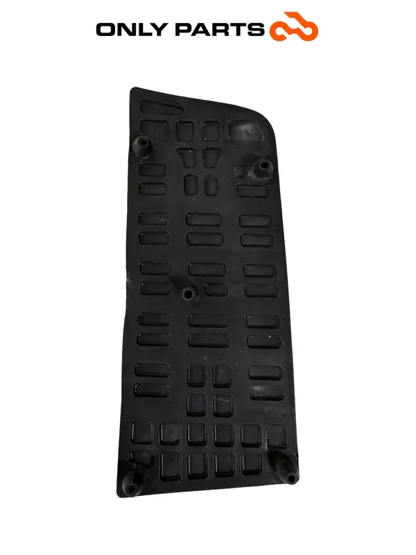 TAPPETINO POSTERIORE GOMMA PEDANA LATO SX SUZUKI BURGMAN 650 2010 REAR FOOTREST — 5