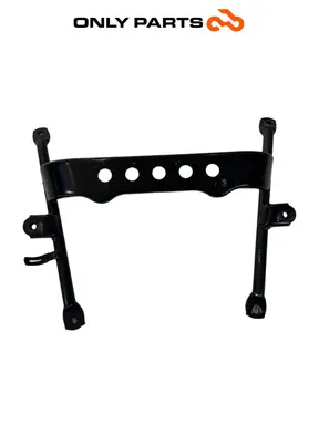 Telaietto supporto posteriore in acciaio Kymco People GTi 300 2014 (rear subframe bracket) Kymco People GTi 300cc 2014 Bianco usato — foto reale 1
