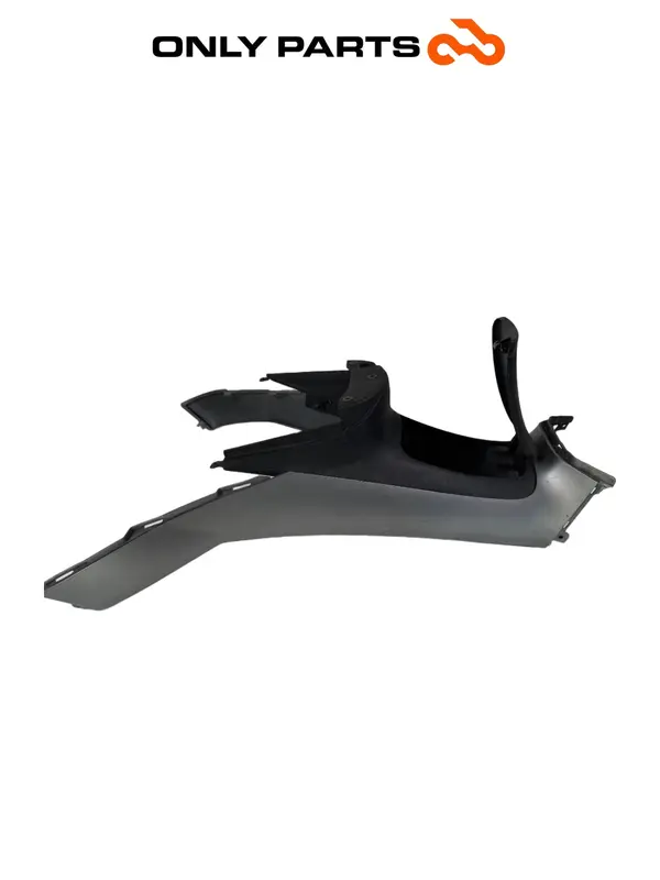 TUNNEL CENTRALE SPORTELLO TAPPO BENZINA PIAGGIO MP3 250 2009 / CENTER TUNNEL OEM — 4